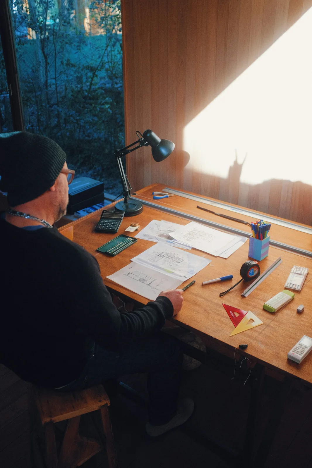 Atelier de conception, lumière de fin de journée